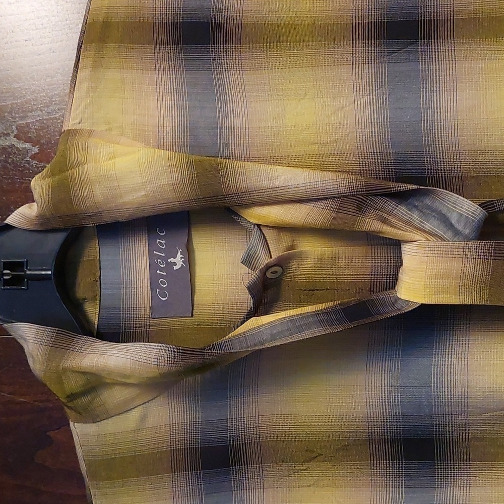 Cotelac long sleeve with tie on the neck. - Picture 5 of 9